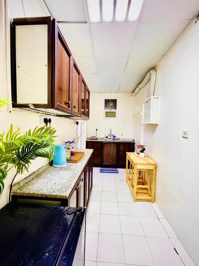 Private 2Bedroom Villa With T&B And Kitchenette Near Abu Dhabi International Airport Exterior photo